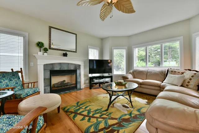 $1,195,000 | 3043 Southshore Drive East, Hagaman, NY 12086