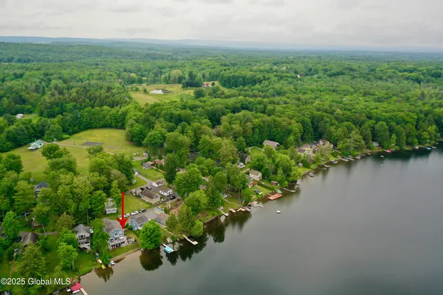 $1,195,000 | 3043 Southshore Drive East, Hagaman, NY 12086