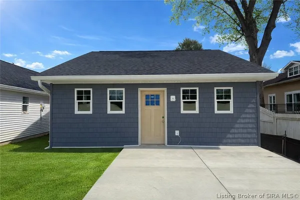 $219,900 | 623 Main Street, Jeffersonville, IN 47130