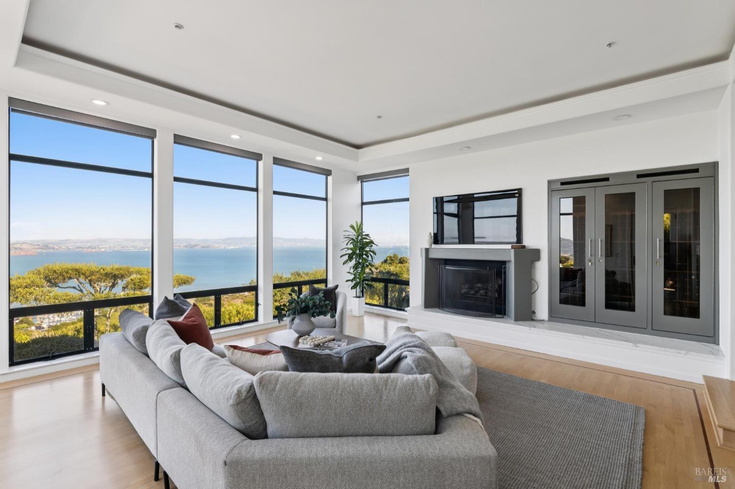 207 Taylor Road Tiburon, CA 94920 - Photo 21 of 67 Gallery Image 21