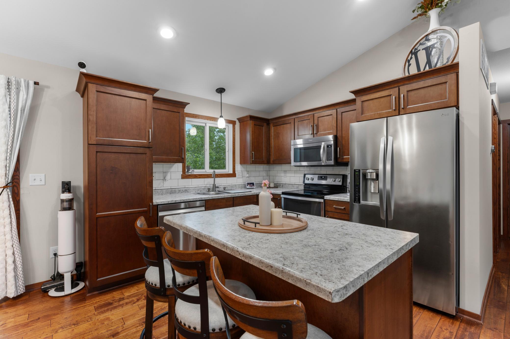 3993 Stone Point Drive Northeast Rochester, MN 55906 - Photo 13 of 38