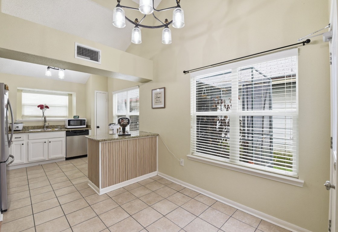 1131 Somercotes Lane Channelview, TX 77530 - Photo 11 of 37