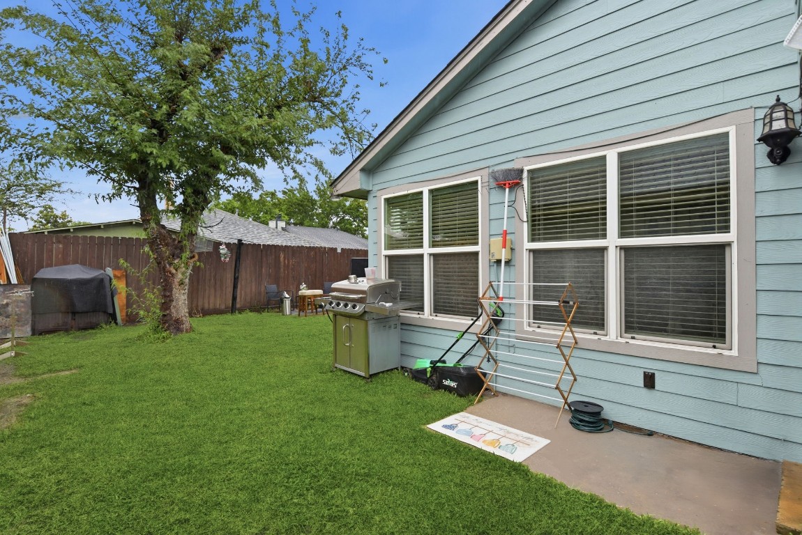 1131 Somercotes Lane Channelview, TX 77530 - Photo 29 of 37