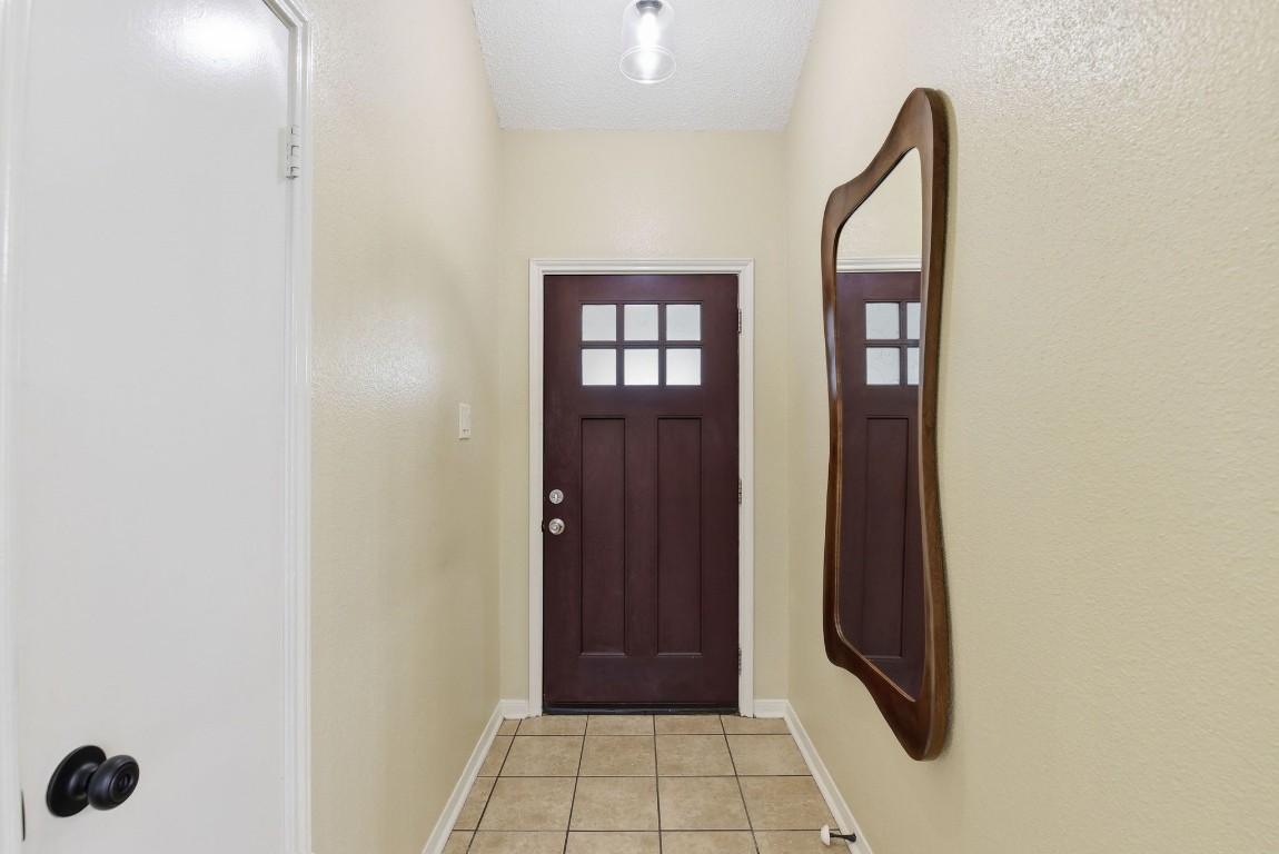 1131 Somercotes Lane Channelview, TX 77530 - Photo 3 of 37