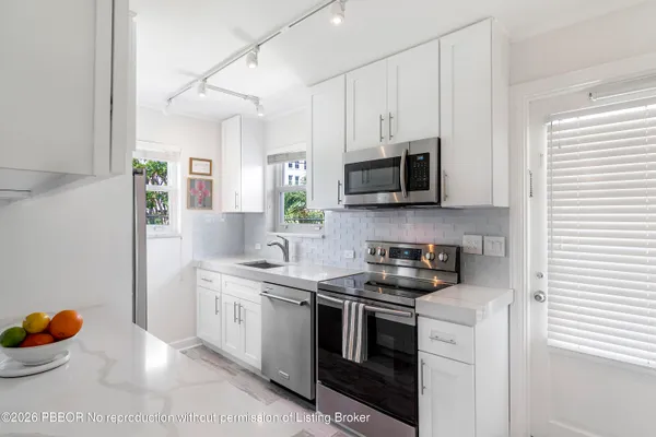 $24,000 | 311 Cocoanut Row, Unit 201, Palm Beach, FL 33480