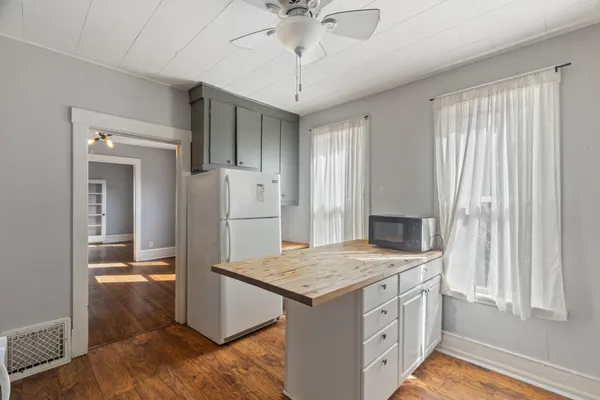 $449,900 | 2542 Northeast Jackson Street, Minneapolis, MN 55418