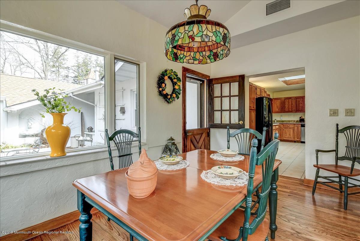 206 Hope Road Tinton Falls, NJ 07724 - Photo 15 of 36 16-Breakfast_Area