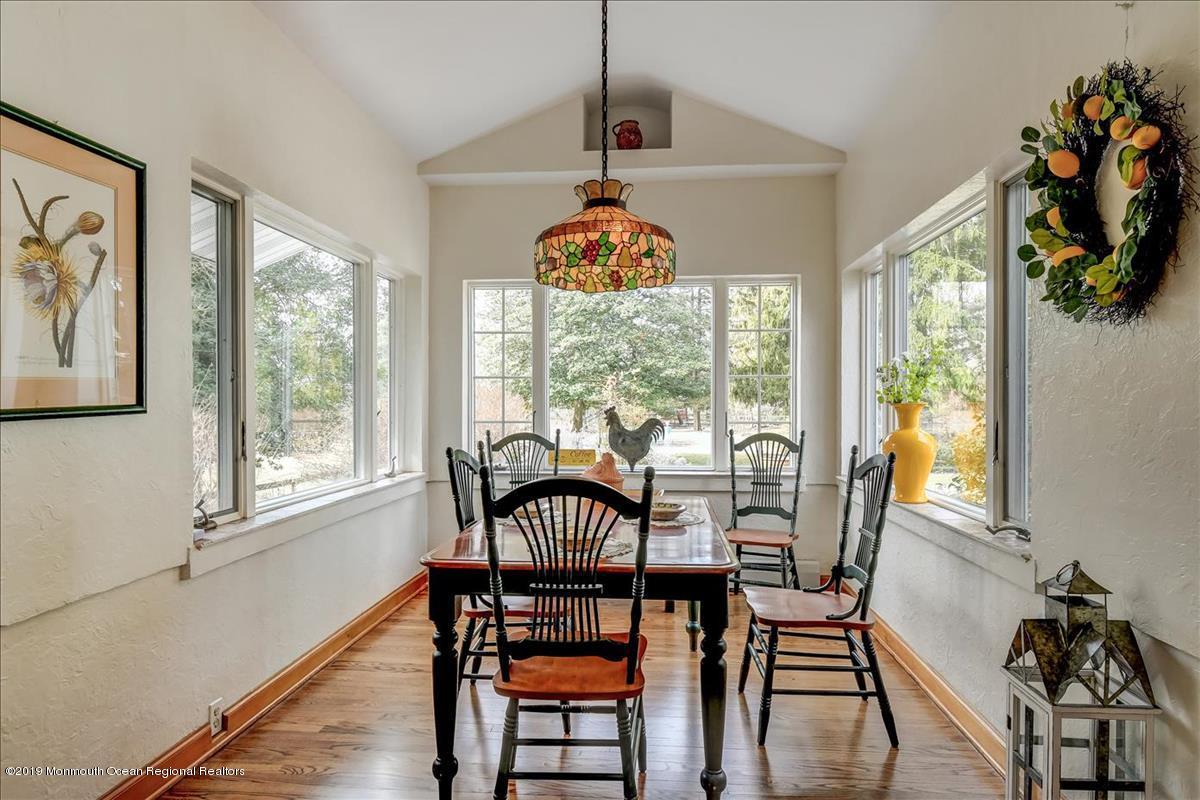206 Hope Road Tinton Falls, NJ 07724 - Photo 16 of 36 17-Breakfast_Area(1)