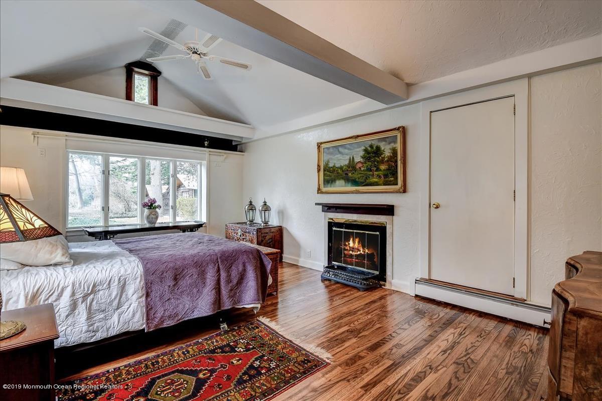 206 Hope Road Tinton Falls, NJ 07724 - Photo 23 of 36 24-Master_Bedroom