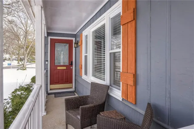 $425,000 | 4907 West 70th Terrace, Prairie Village, KS 66208