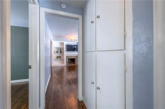 $425,000 | 4907 West 70th Terrace, Prairie Village, KS 66208