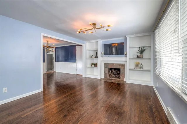 $425,000 | 4907 West 70th Terrace, Prairie Village, KS 66208