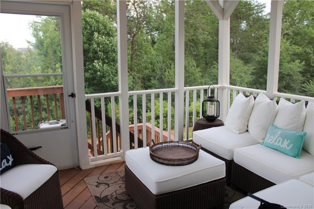 9103 Inverness Bay Road Charlotte, NC 28278 - Photo 11 of 48 Gallery Image 11