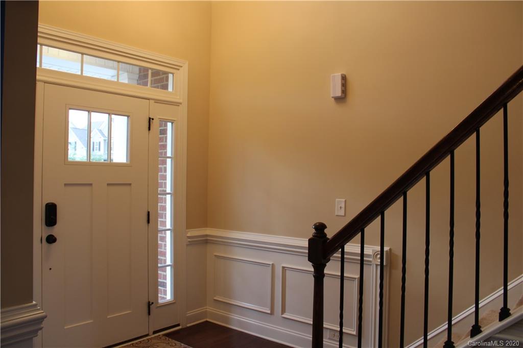 9103 Inverness Bay Road Charlotte, NC 28278 - Photo 16 of 48 Gallery Image 16