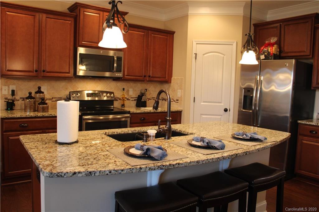 9103 Inverness Bay Road Charlotte, NC 28278 - Photo 21 of 48 Gallery Image 21