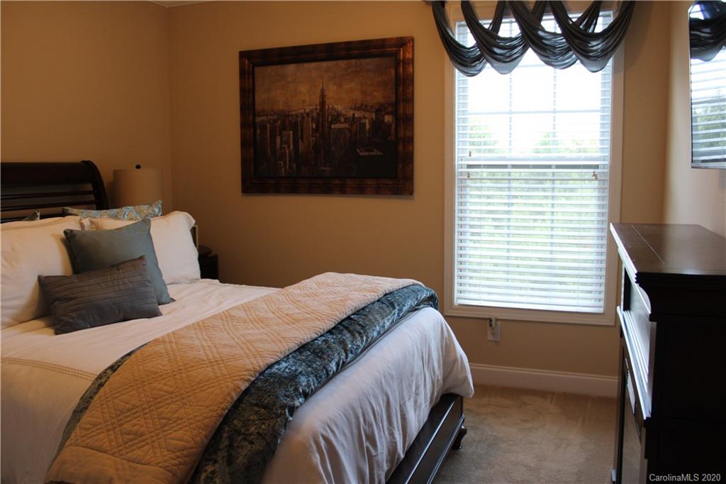 9103 Inverness Bay Road Charlotte, NC 28278 - Photo 23 of 48 Gallery Image 23