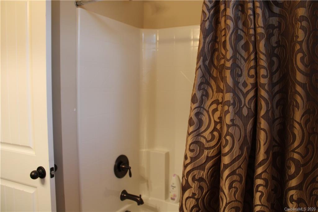9103 Inverness Bay Road Charlotte, NC 28278 - Photo 25 of 48 Gallery Image 25