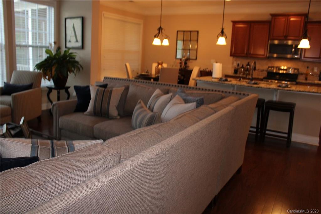 9103 Inverness Bay Road Charlotte, NC 28278 - Photo 27 of 48 Gallery Image 27