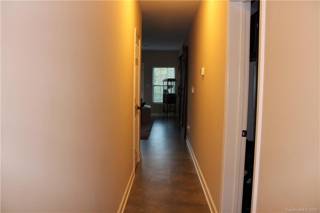 9103 Inverness Bay Road Charlotte, NC 28278 - Photo 41 of 48 Gallery Image 41