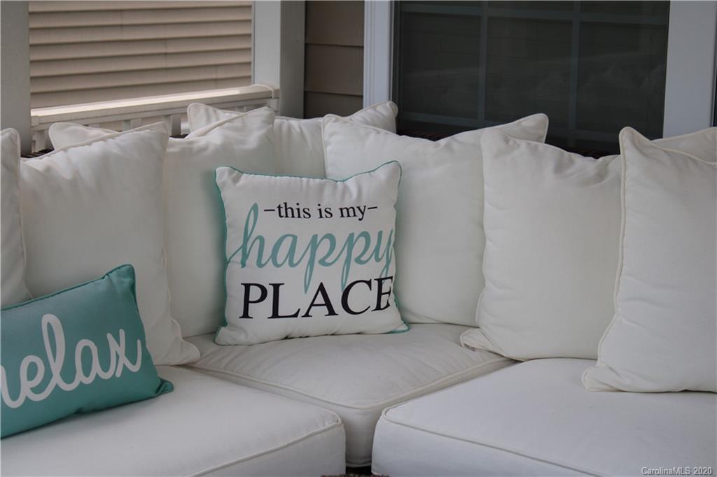 9103 Inverness Bay Road Charlotte, NC 28278 - Photo 7 of 48 Gallery Image 7