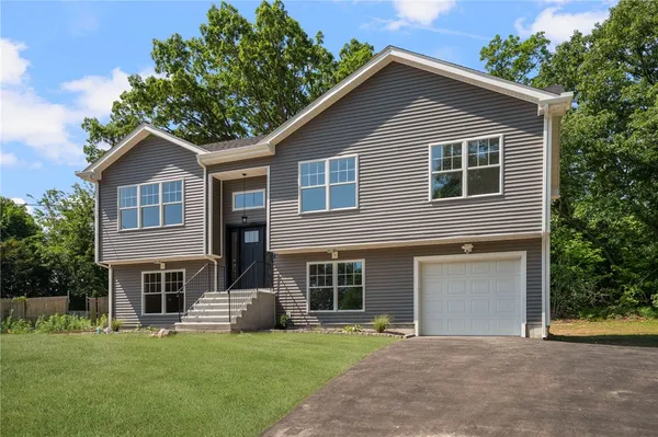 $679,918 | 18 Pleasant View Avenue, Johnston, RI 02919