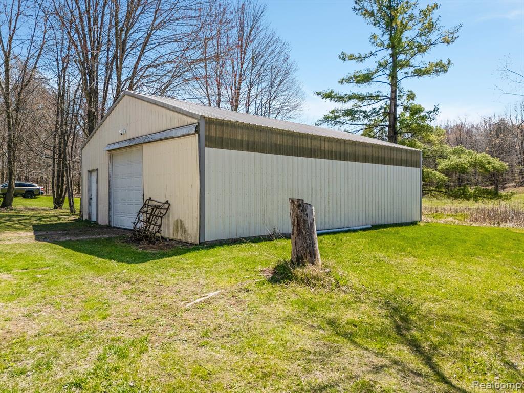 7312 Linden Road Fenton, MI 48430 - Photo 42 of 65