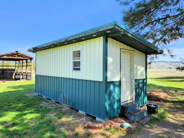 $365,000 | 39024 Petrie Lane East, Davenport, WA 99122