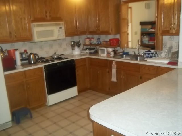 6972 Hickory Knoll Road Gloucester, VA 23061 - Photo 6 of 9
