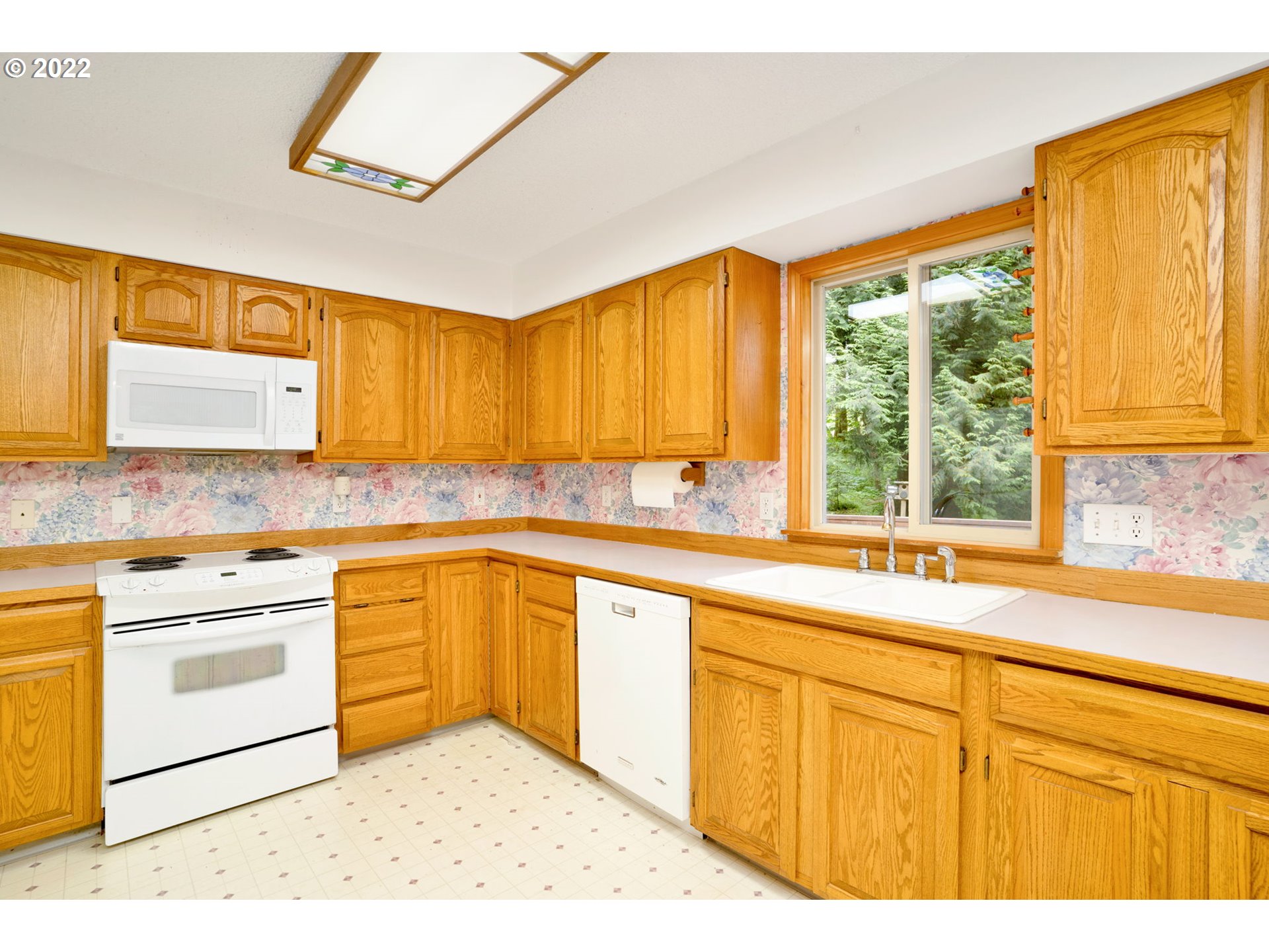 32720 Northeast Chamberlain Road Corbett, OR 97019 - Photo 12 of 32 Gallery Image 12