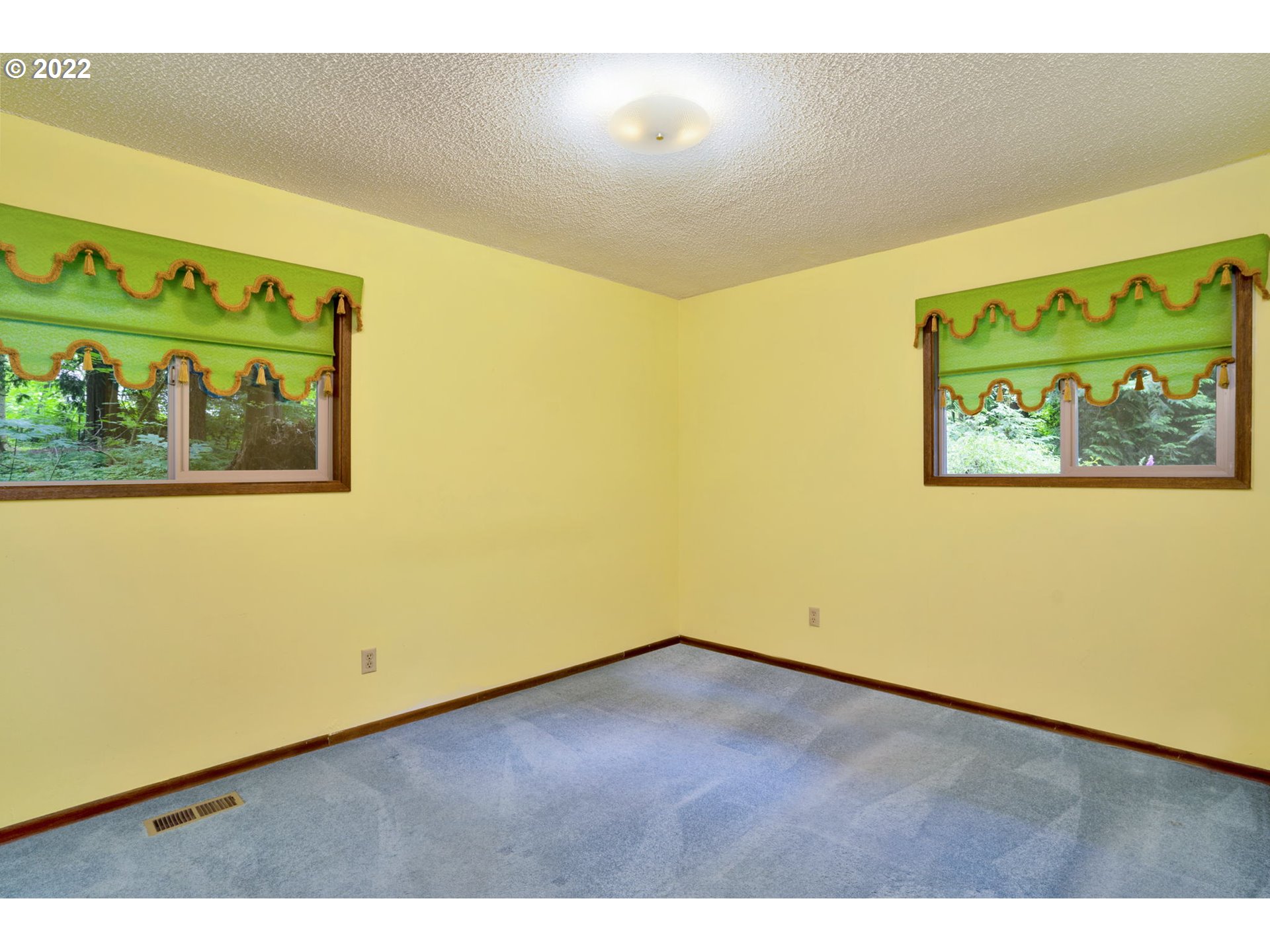 32720 Northeast Chamberlain Road Corbett, OR 97019 - Photo 16 of 32 Gallery Image 16