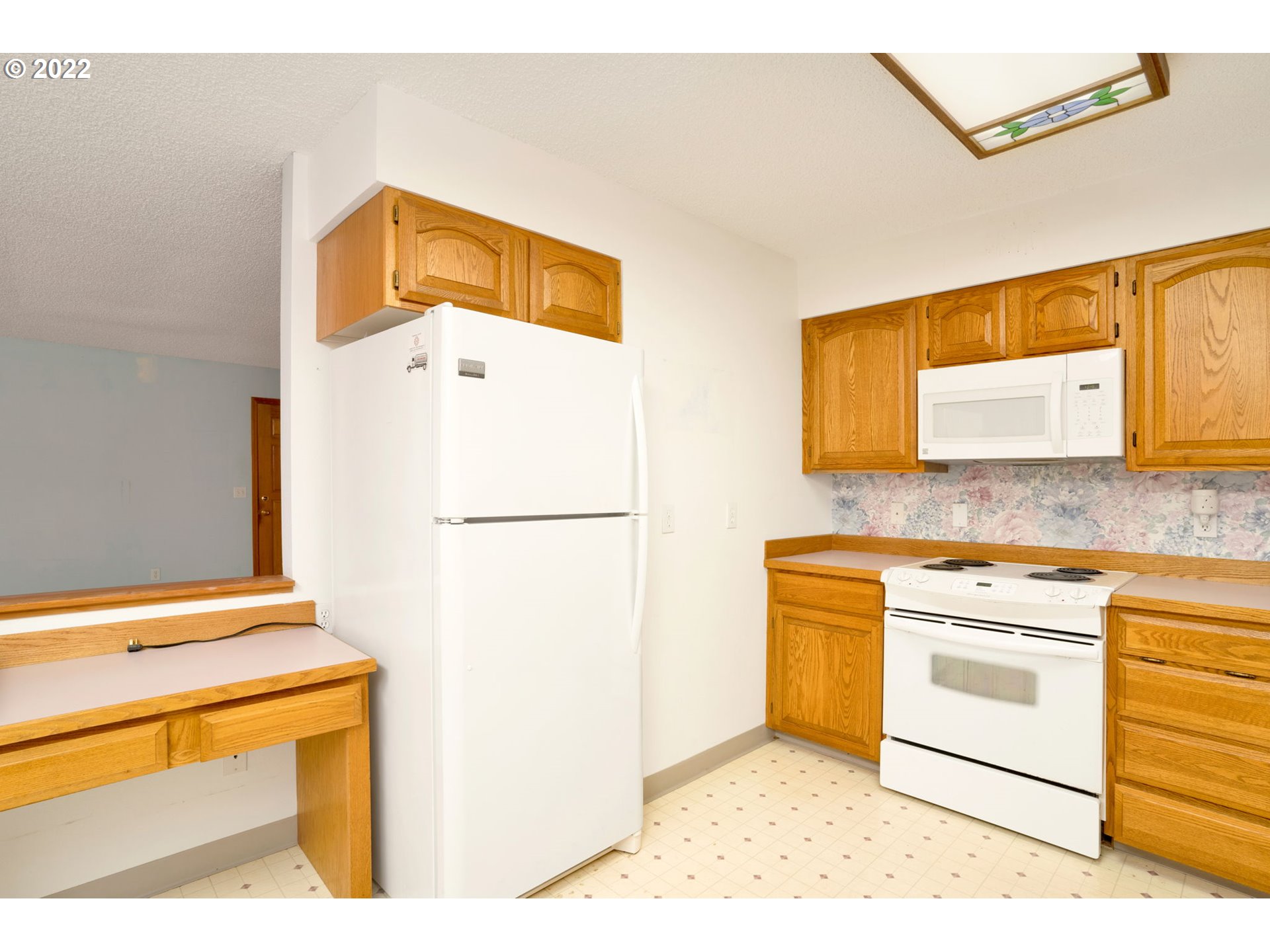 32720 Northeast Chamberlain Road Corbett, OR 97019 - Photo 2 of 32 Gallery Image 2