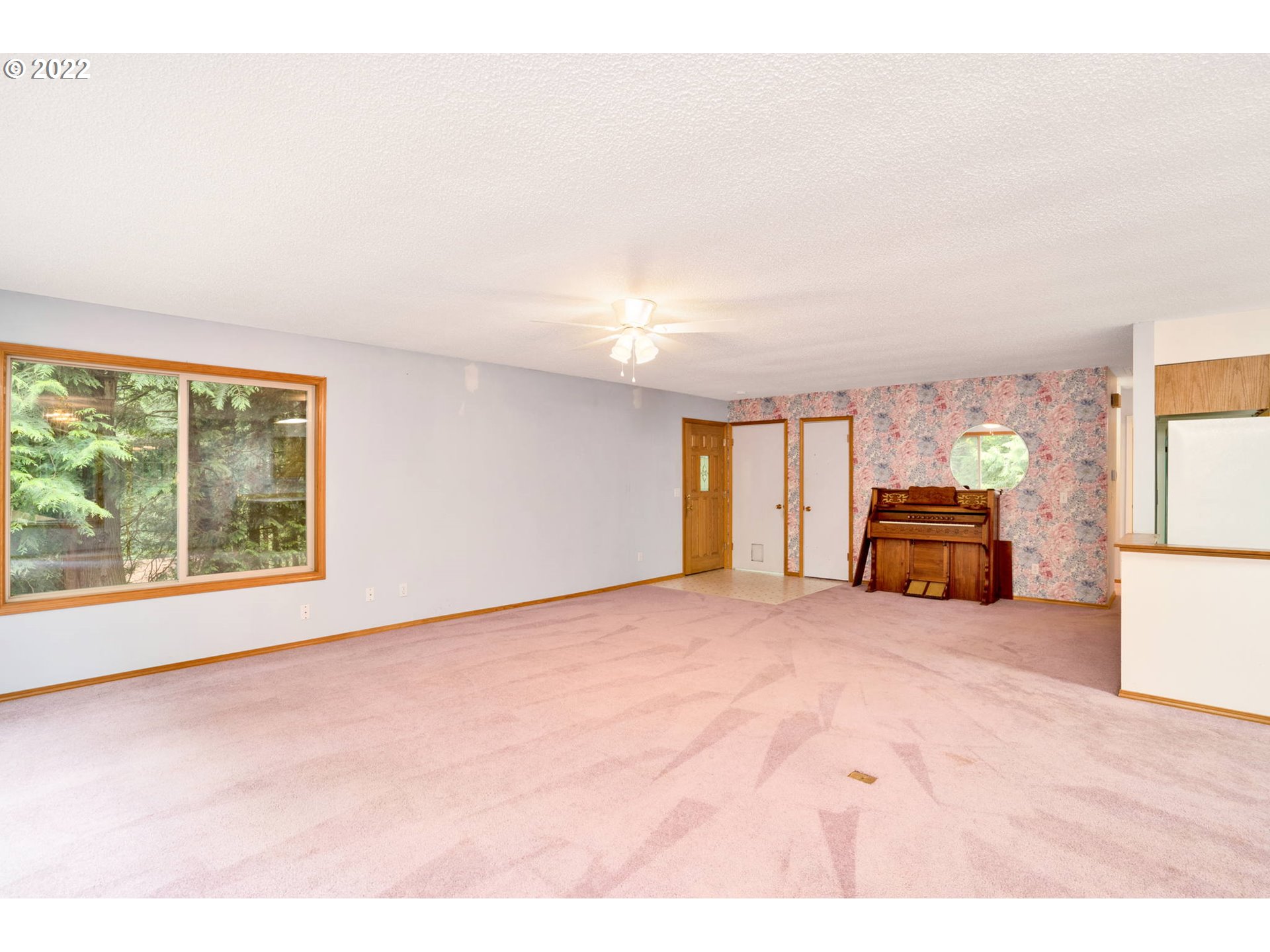 32720 Northeast Chamberlain Road Corbett, OR 97019 - Photo 7 of 32 Gallery Image 7