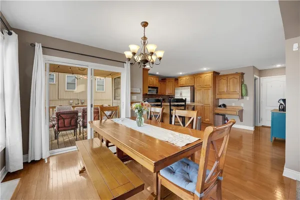 $364,900 | 1219 South Country View Lane, Warrensburg, MO 64093