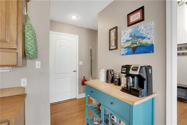 $364,900 | 1219 South Country View Lane, Warrensburg, MO 64093