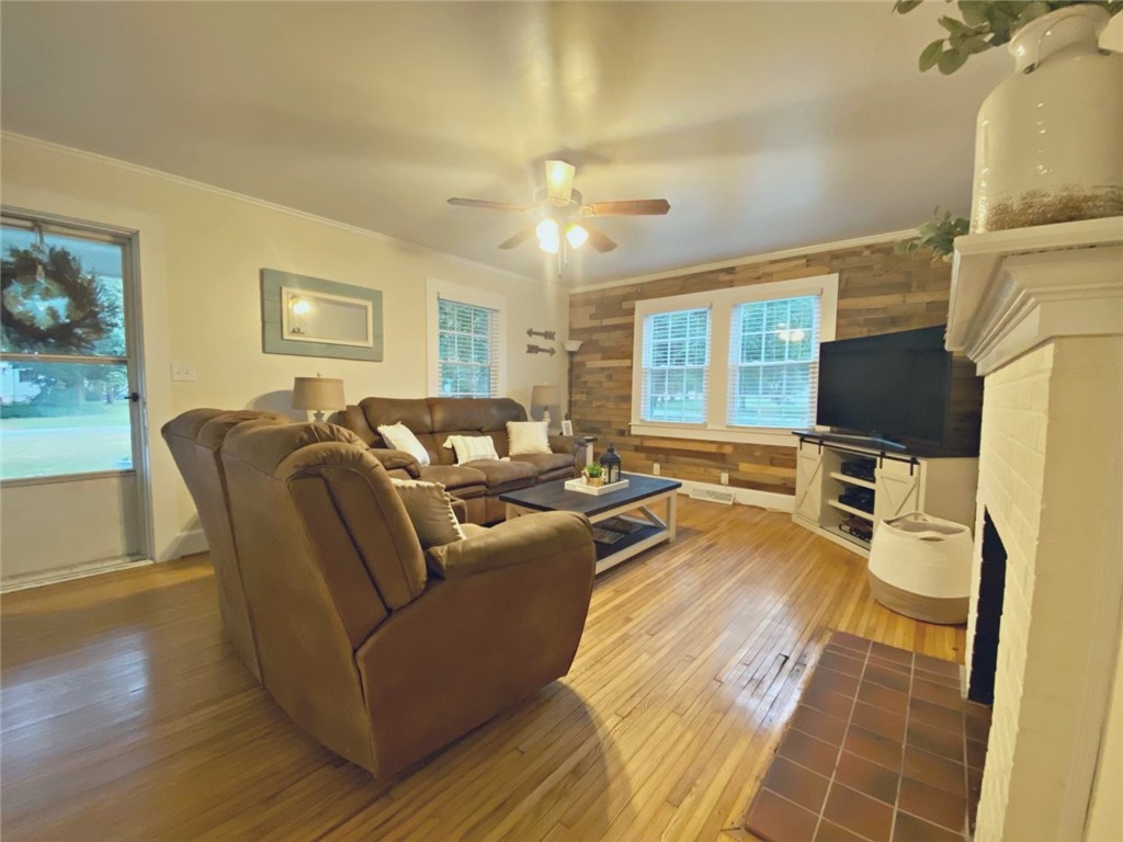 509 Beeks Road Belton, SC 29627 - Photo 7 of 29