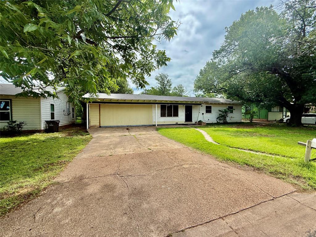 105 Ragland Street Graham, TX 76450 - Photo 36 of 36