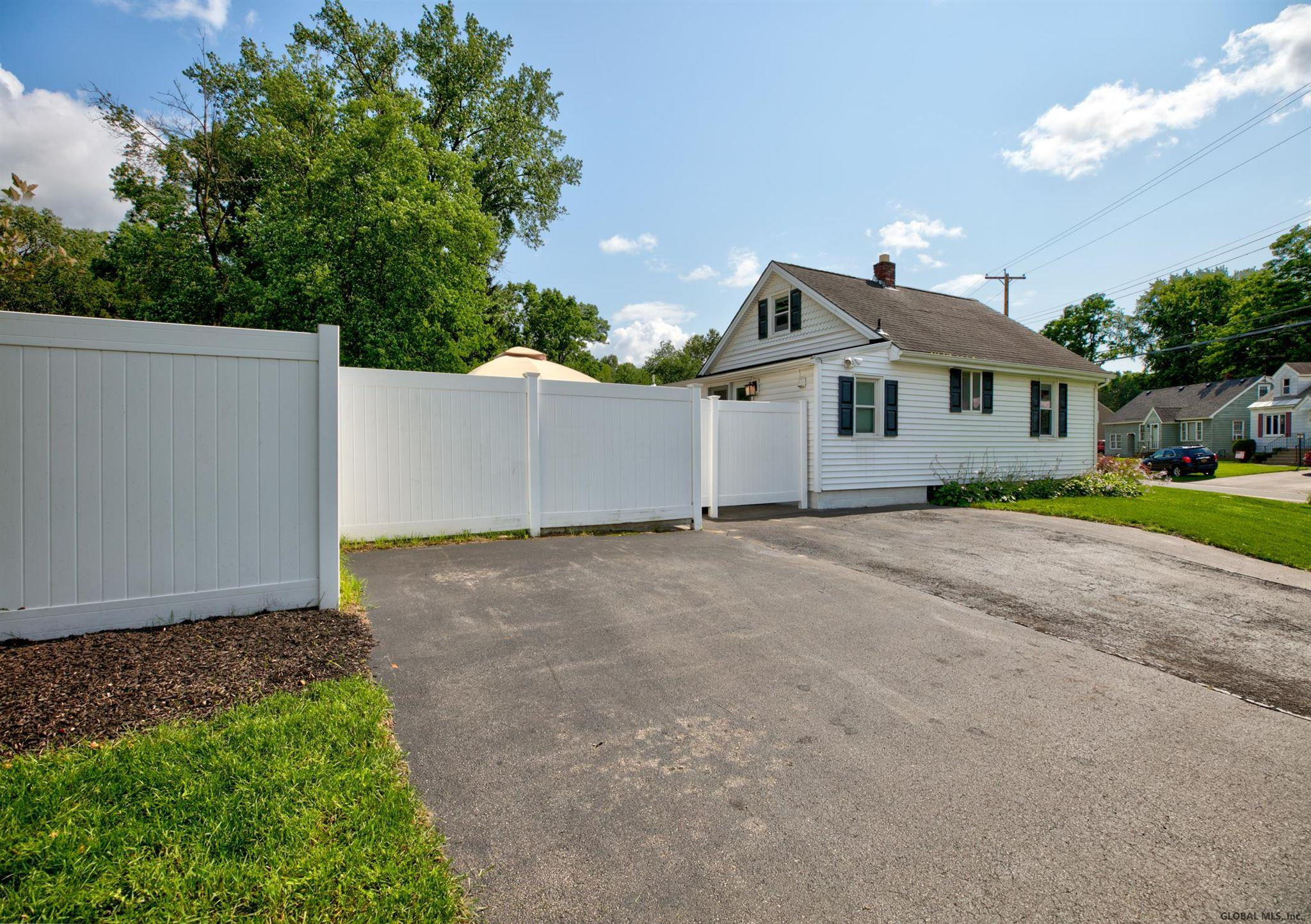 828 Kings Road Rotterdam, NY 12303 - Photo 25 of 25 Photo 25