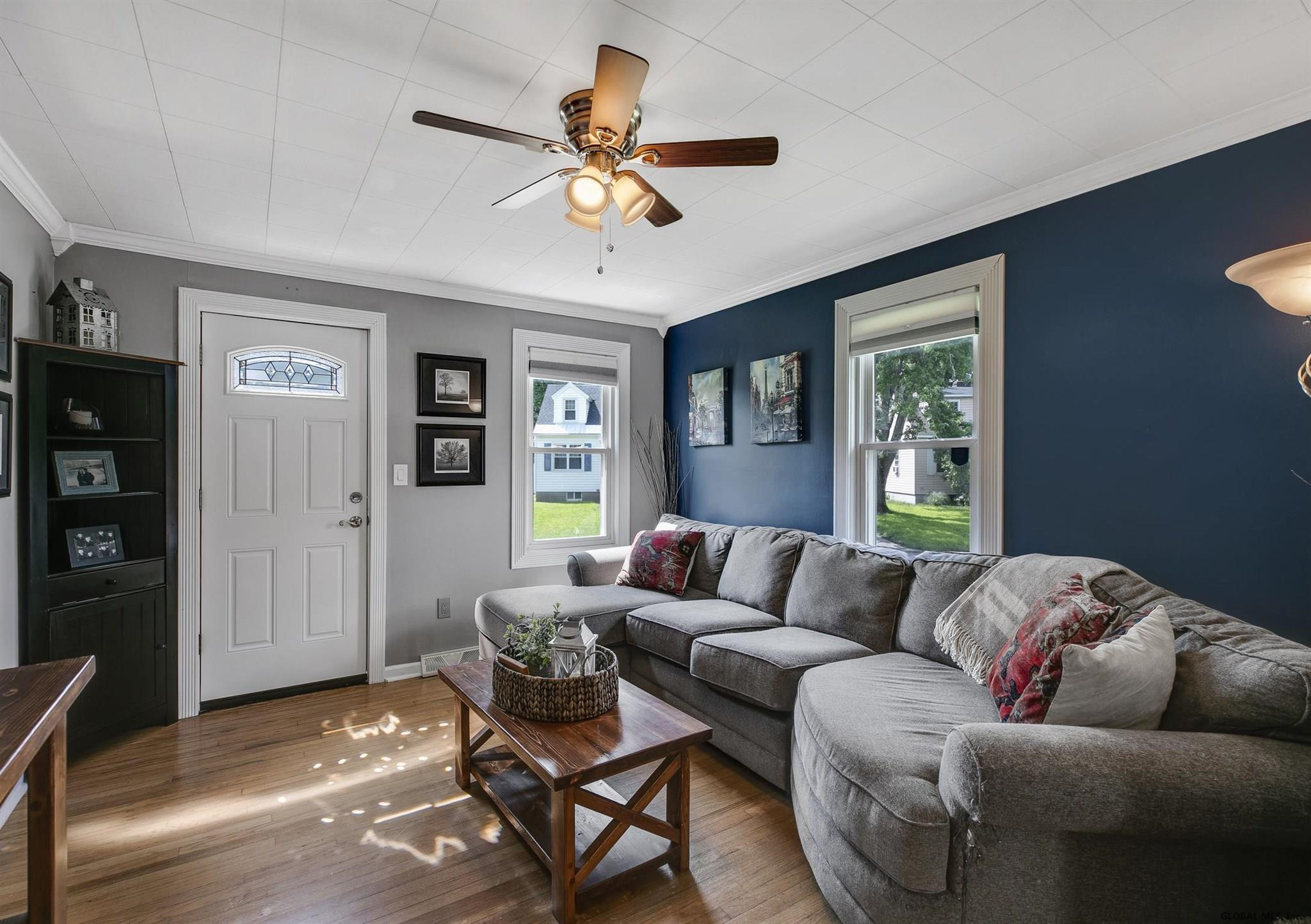 828 Kings Road Rotterdam, NY 12303 - Photo 4 of 25 Photo 4