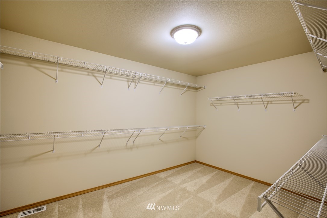 327 Quincy Avenue Northeast Renton, WA 98059 - Photo 15 of 24 Gallery Image 15