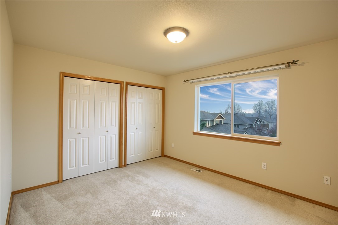 327 Quincy Avenue Northeast Renton, WA 98059 - Photo 20 of 24 Gallery Image 20