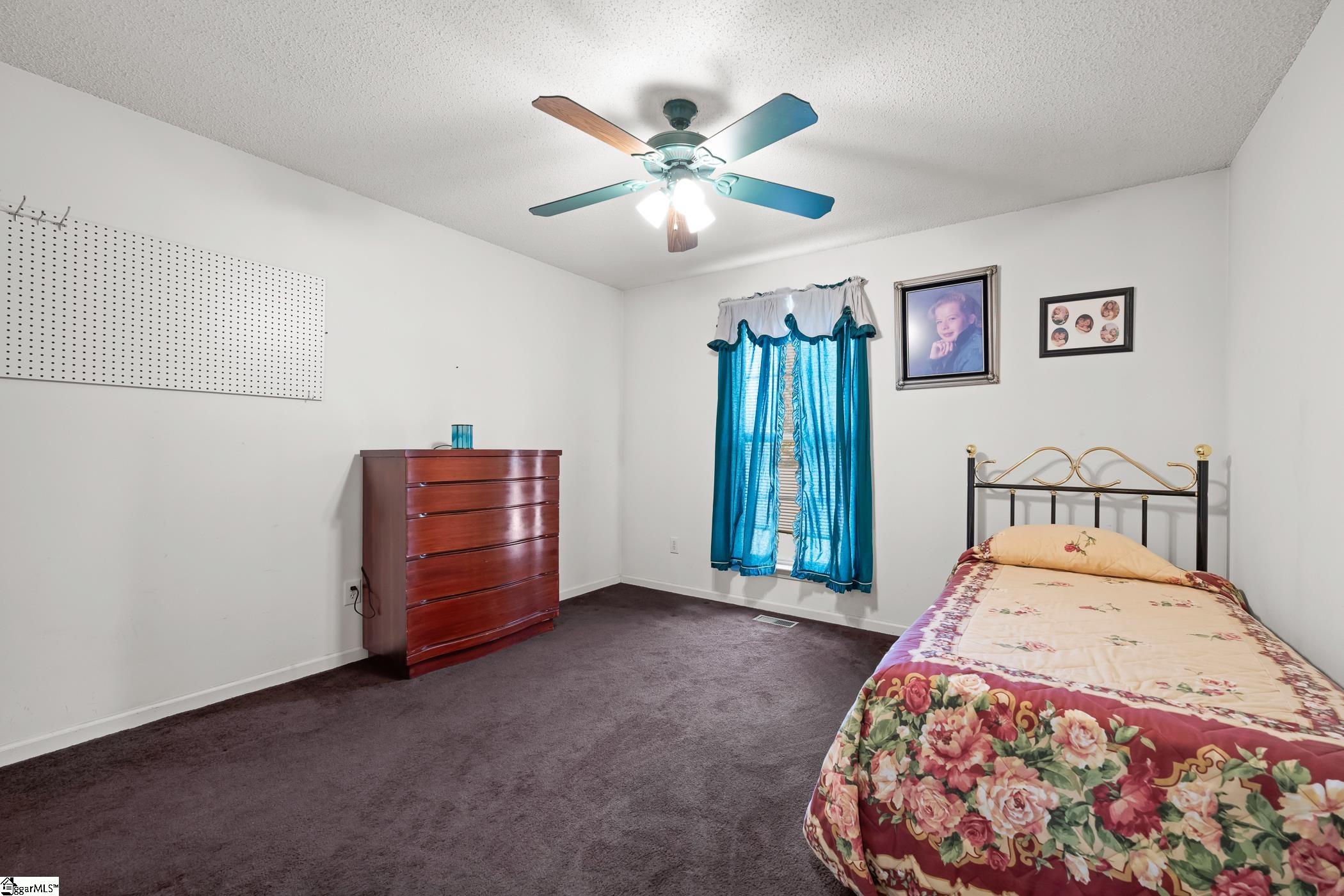 2883 North Highway 101 Greer, SC 29651 - Photo 19 of 40