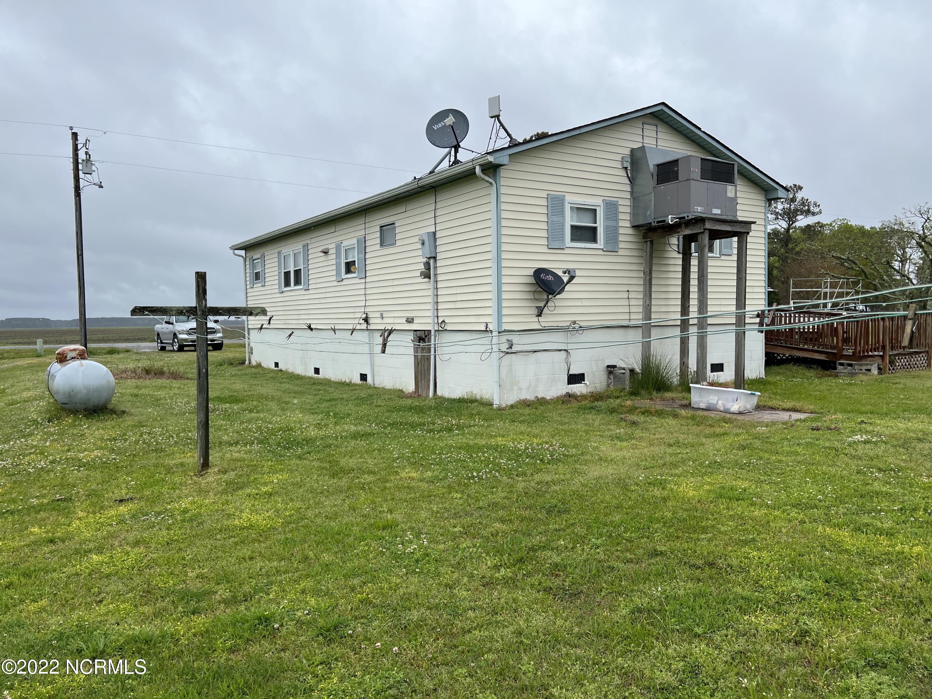 925 Beulah Road Scranton, NC 27875 - Photo 2 of 39 IMG_0708 2