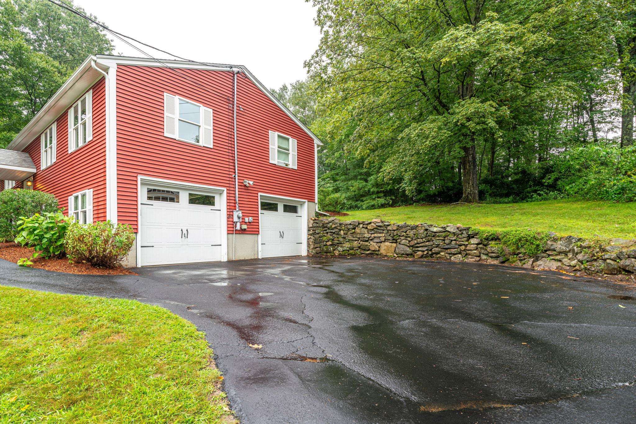 24 West Shore Road Windham, NH 03087 - Photo 19 of 26