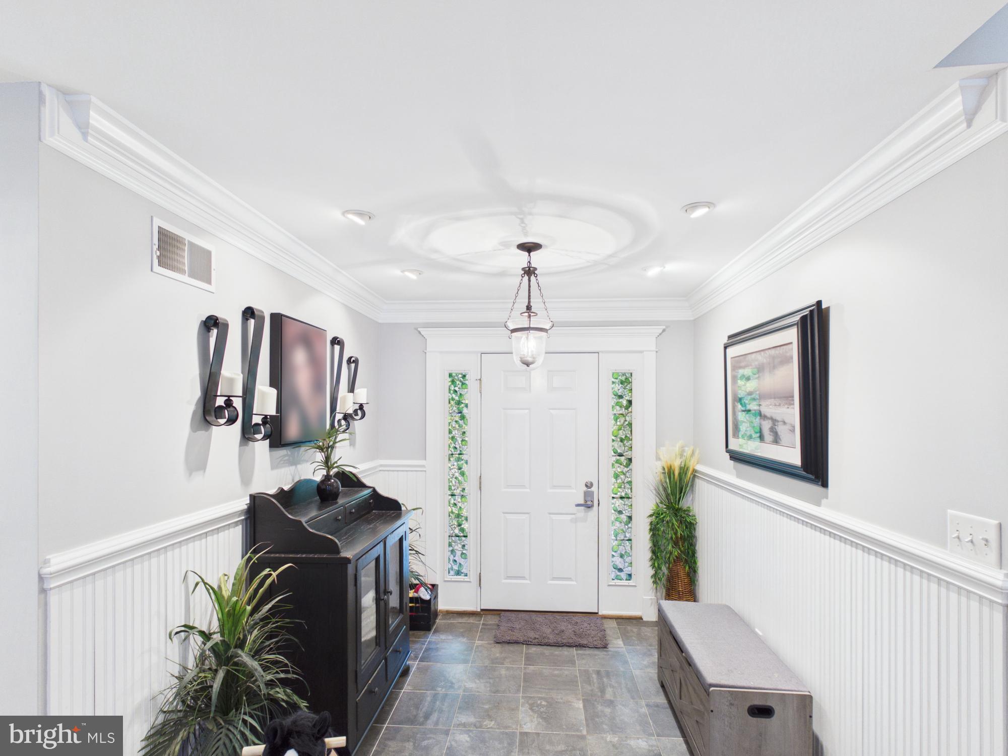 70 Snyder Hollow Road New Providence, PA 17560 - Photo 10 of 32 Foyer