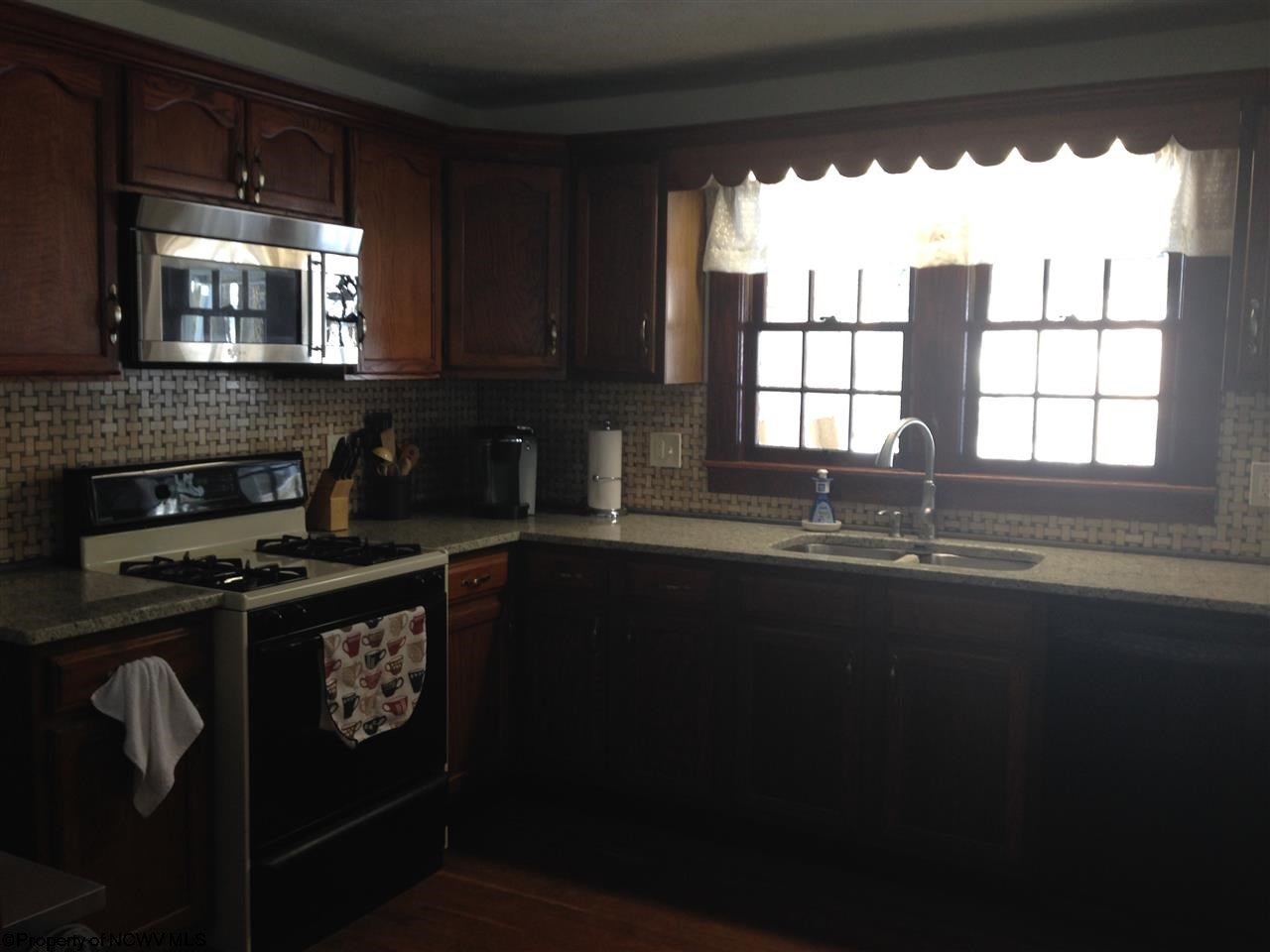 145 Maple Lake Road Bridgeport, WV 26330 - Photo 10 of 18 Gallery Image 10