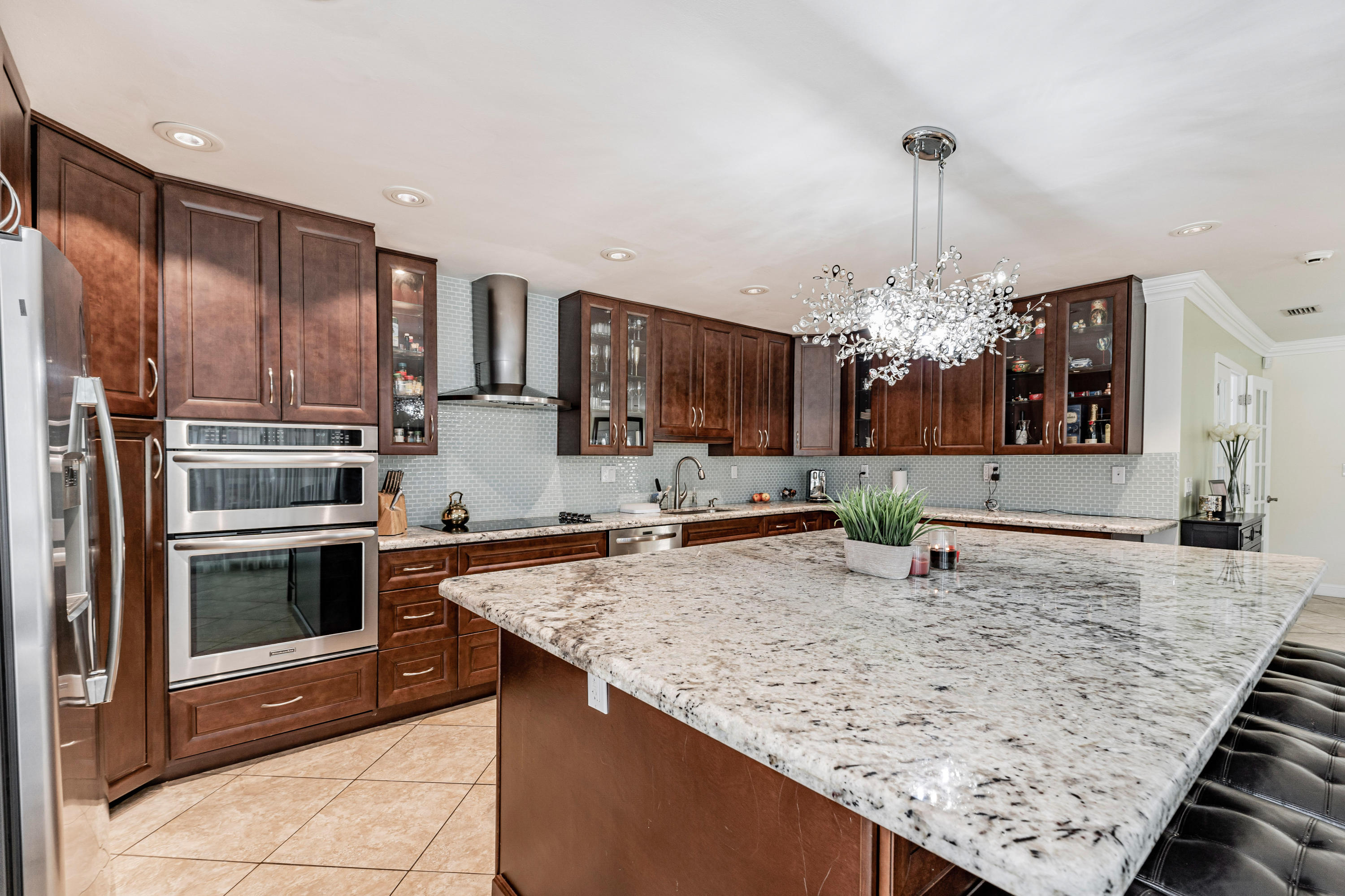 4657 Sugar Pine Drive Boca Raton, FL 33487 - Photo 2 of 45 17
