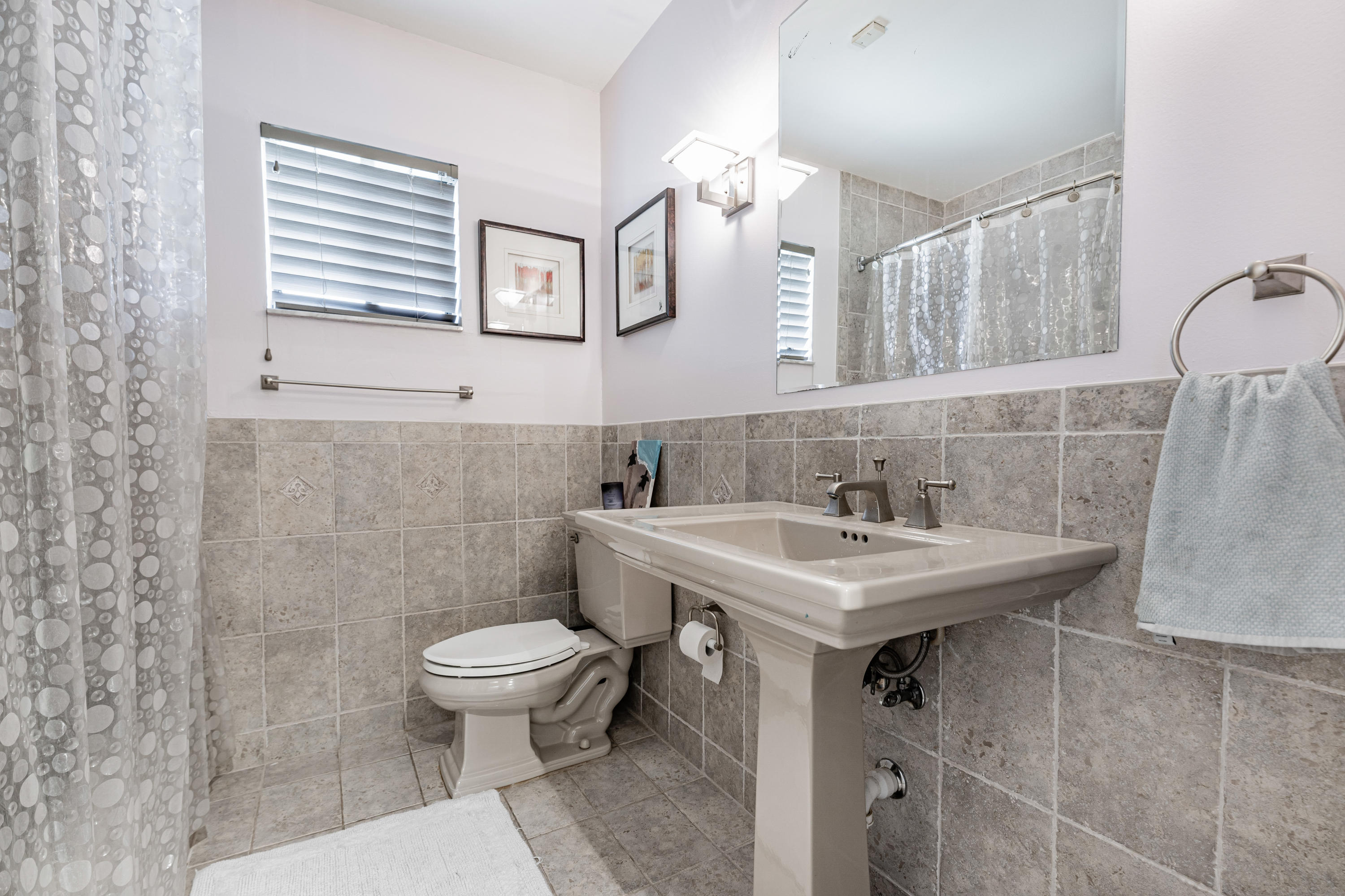 4657 Sugar Pine Drive Boca Raton, FL 33487 - Photo 25 of 45 32