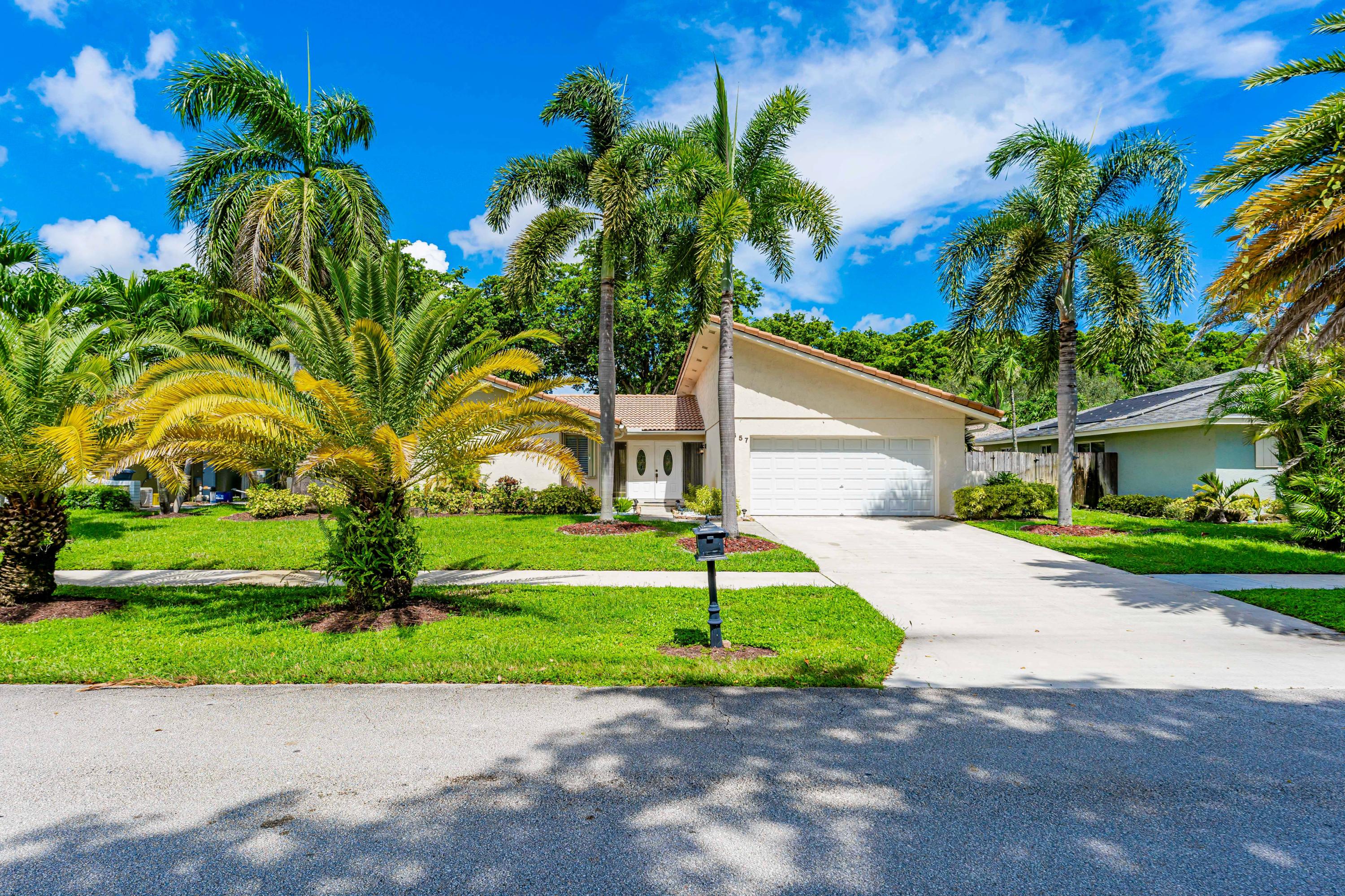 4657 Sugar Pine Drive Boca Raton, FL 33487 - Photo 44 of 45 8
