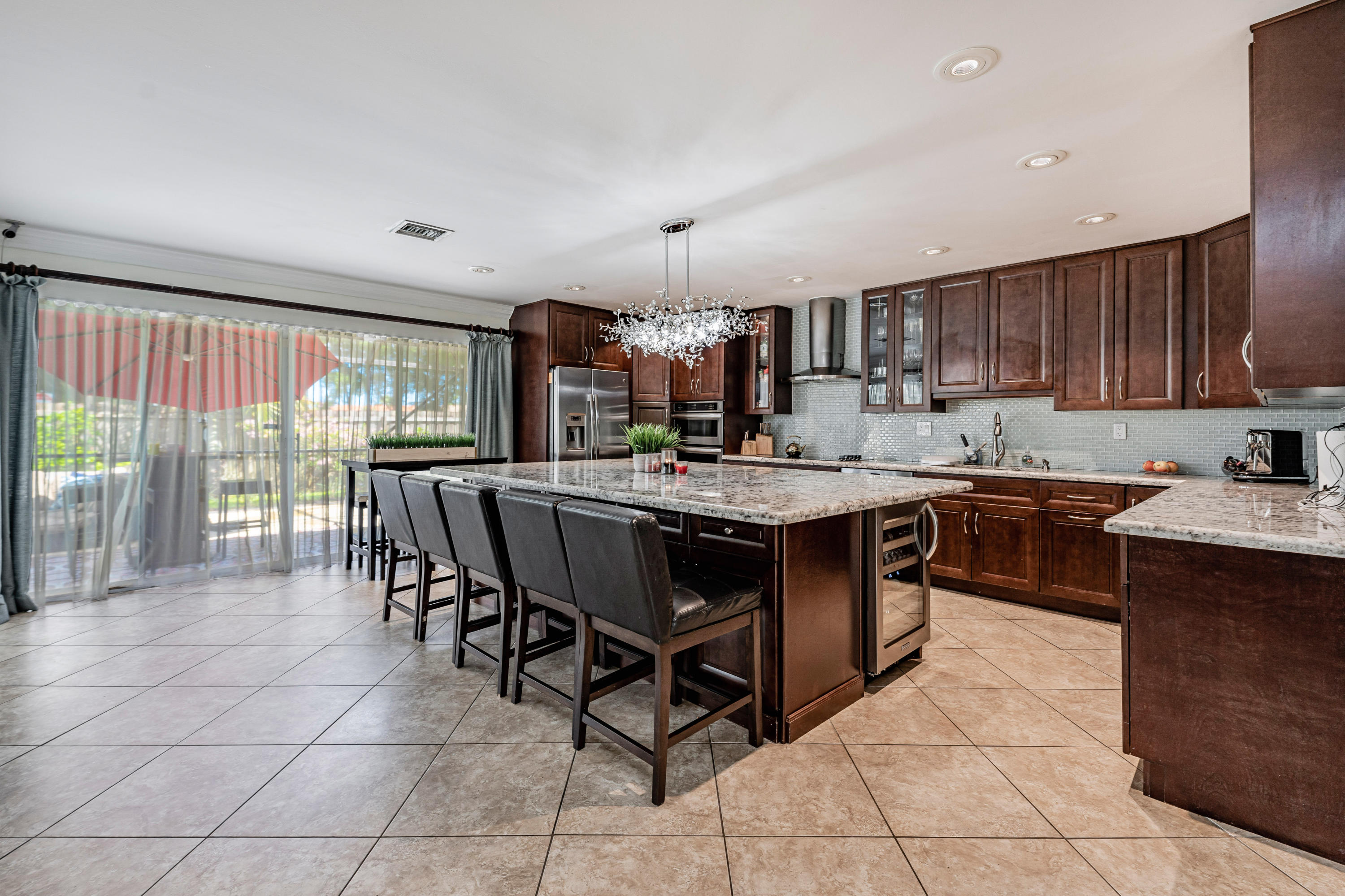 4657 Sugar Pine Drive Boca Raton, FL 33487 - Photo 6 of 45 19