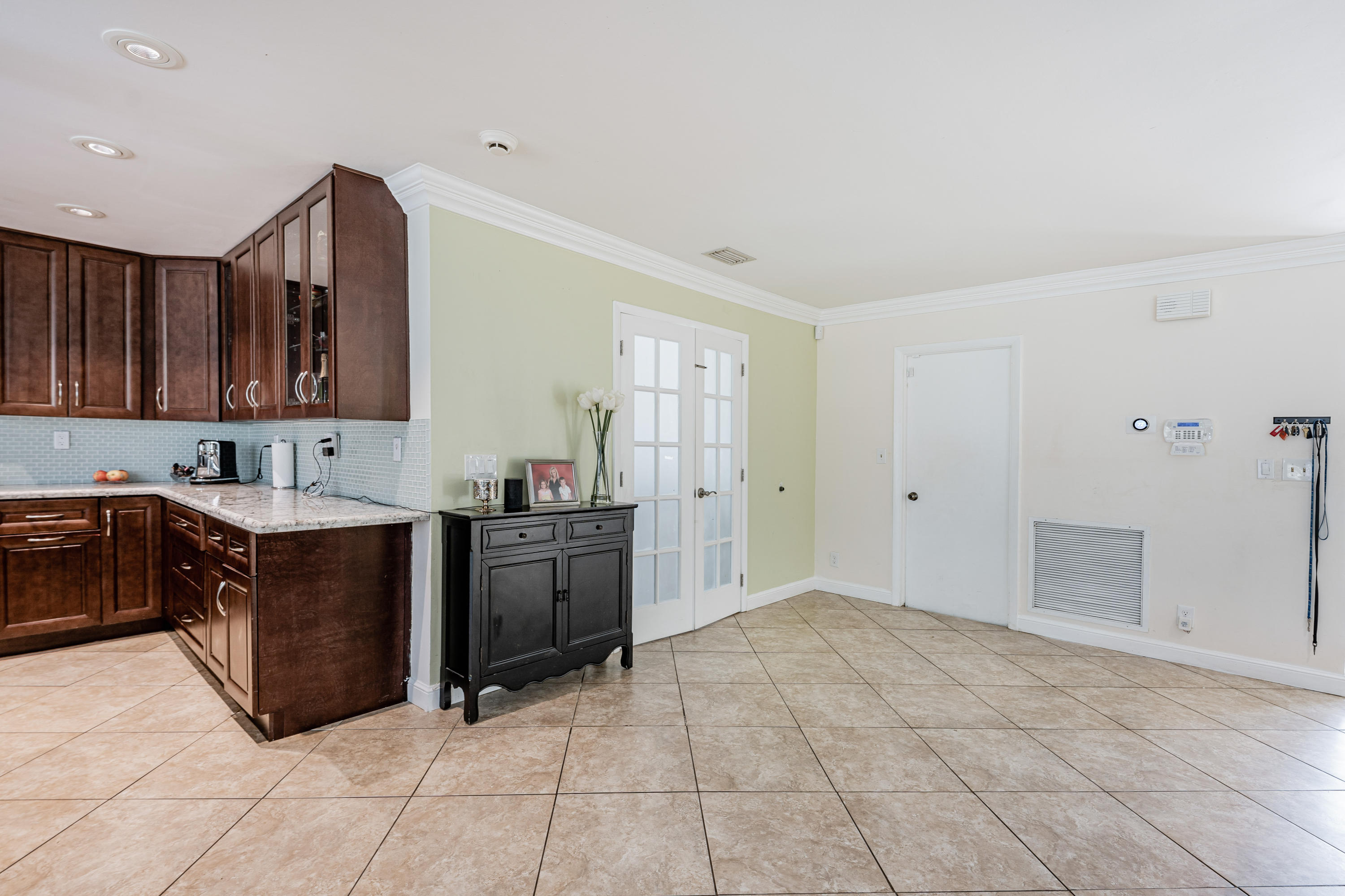 4657 Sugar Pine Drive Boca Raton, FL 33487 - Photo 8 of 45 13
